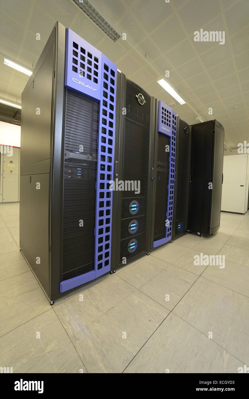 Met Office britannico - Parte degli Uffici ha incontrato nuovi ( 2014) di supercomputer Cray ancora essendo costruito e sottoposto a test Foto Stock