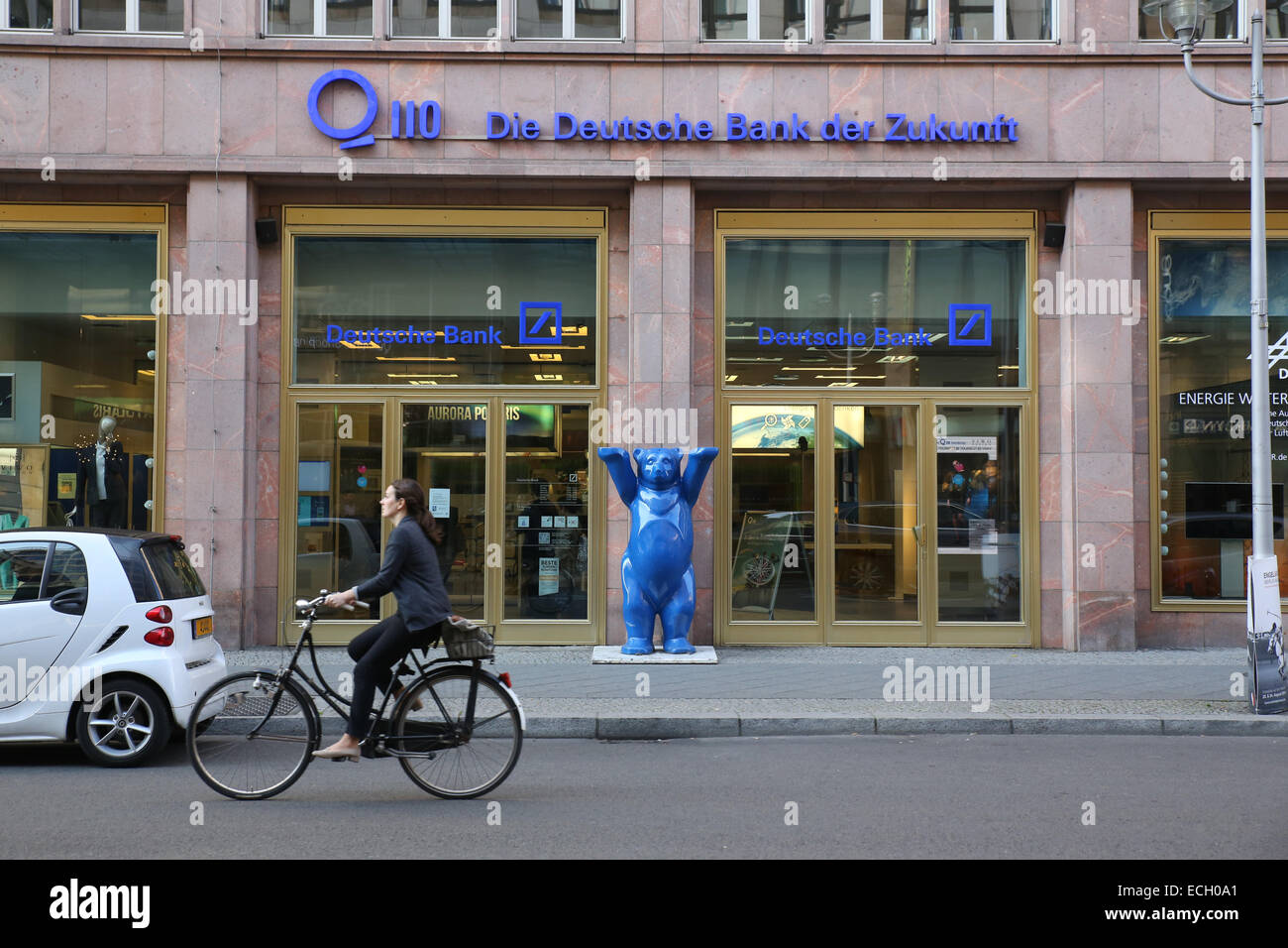 Deutsche Bank ingresso blu orso di Berlino Foto Stock