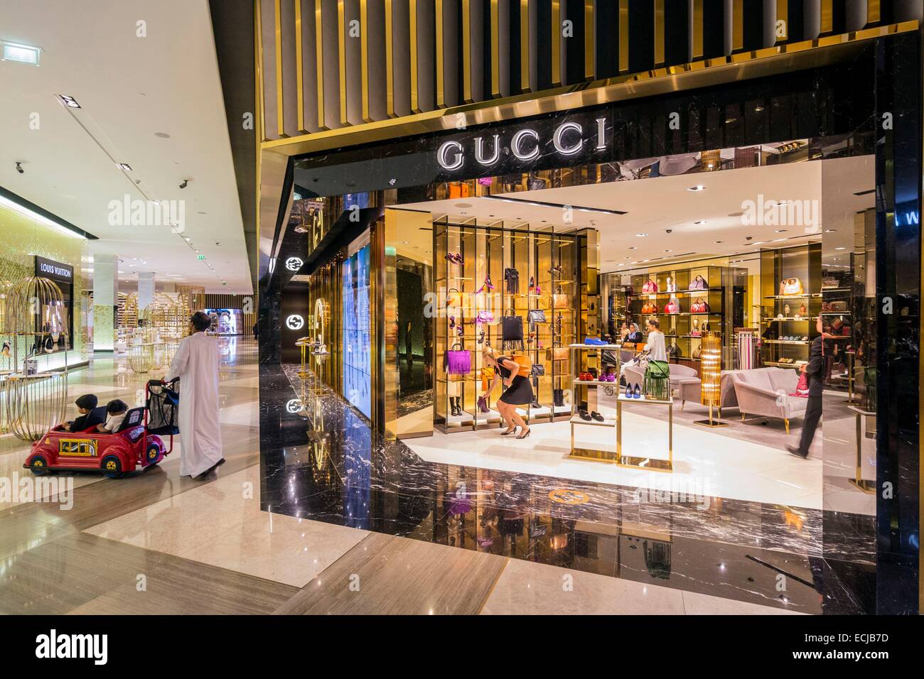 Gucci Boutique Dubai Mall In Immagini e Fotos Stock - Alamy