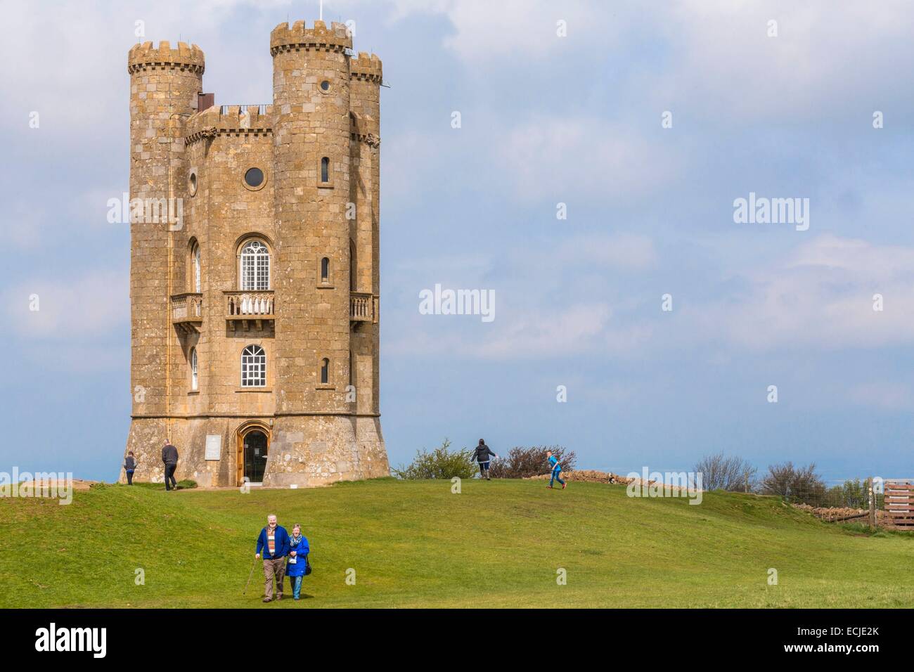 Regno Unito, Gloucestershire, Cotswold distretto, regione di Cotswolds, ornamentali torre (1799), commissionato da Lady Coventry all architetto James Wyatt successivamente alloggiato dove Sir Thomas Phillipps, Edward Burne Jones, William Morris Foto Stock