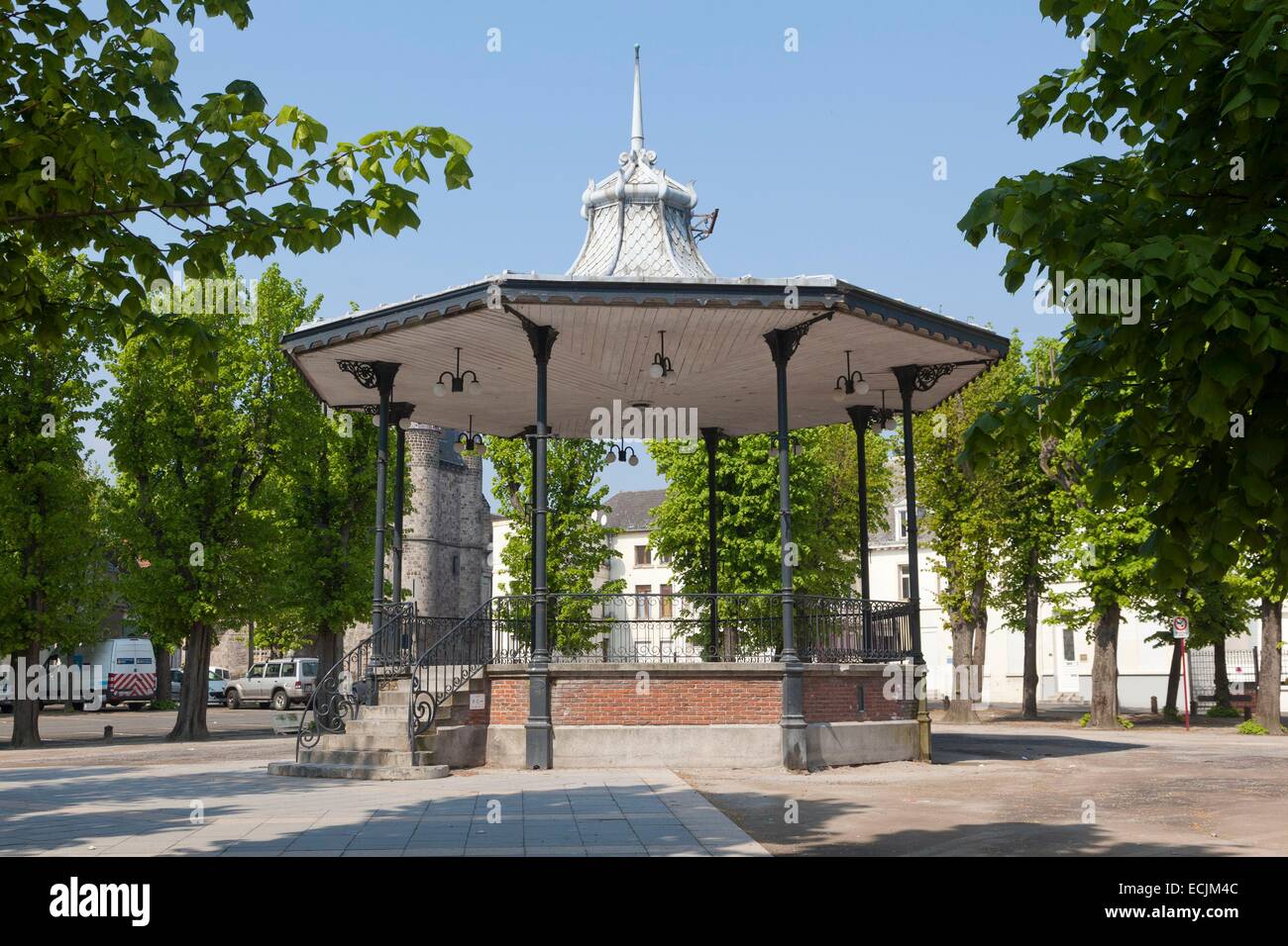 Francia, Nord, Conde sur l'Escaut, bandstand Foto Stock