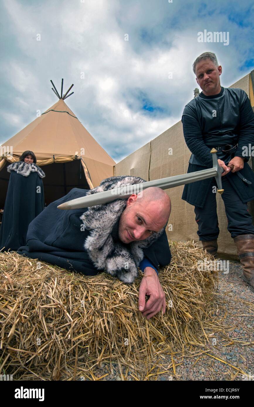 Regno Unito e Irlanda del Nord, County Down, Strangford, il meditabondo del xviii secolo Castle Ward nella contea di Down può essere a voi familiare come Winterfell, affacciato Strangford Lough, questa è la casa di Stark dove Ned ha salutato King Robert sul suo arrivo, essere Foto Stock