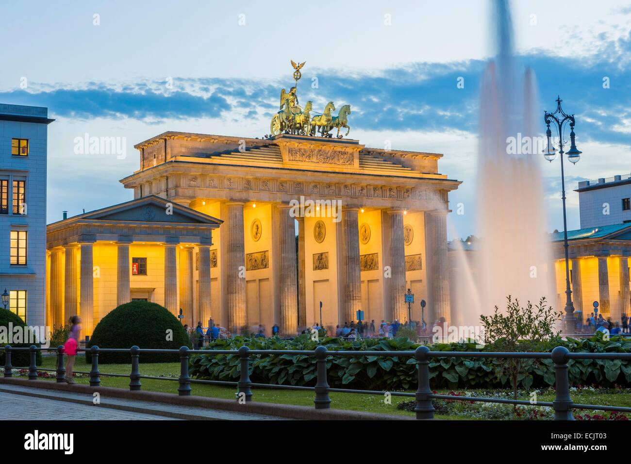 Germania Berlino Est, quartiere Mitte di Berlino, la Porta di Brandeburgo Foto Stock