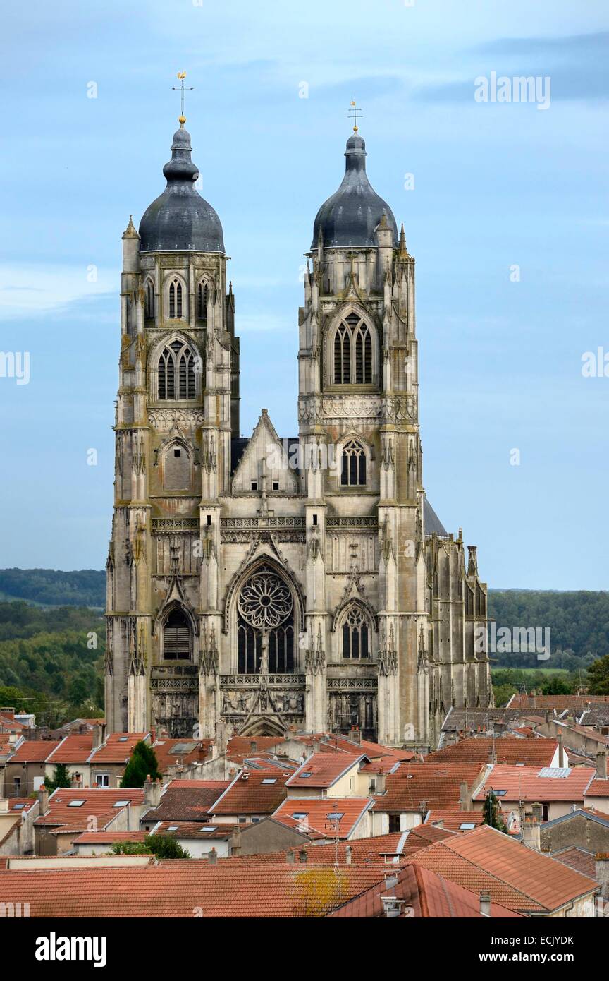 Francia, Meurthe et Moselle, Saint Nicolas de Port basilica e suo bulbo campanili Foto Stock
