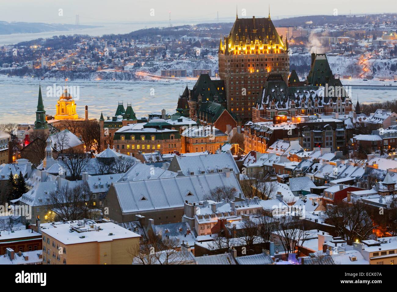 Canada, Québec, Provincia di Quebec City in inverno, la città alta della Vecchia Québec dichiarato patrimonio mondiale dall'UNESCO Foto Stock