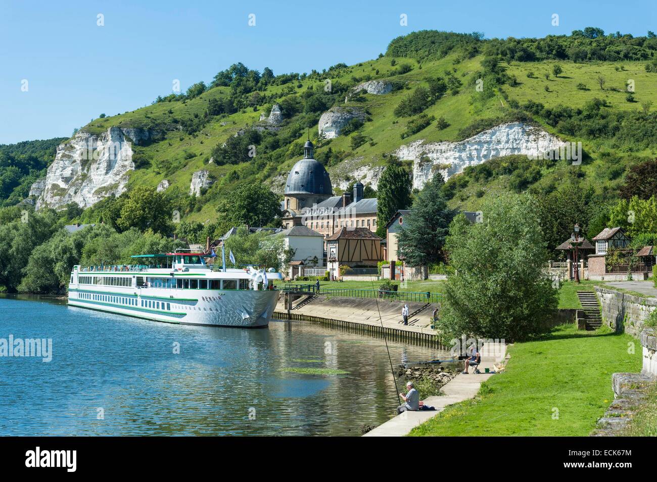 Francia, Eure, Les Andelys, Petit Andely sulle rive del fiume Senna Foto Stock