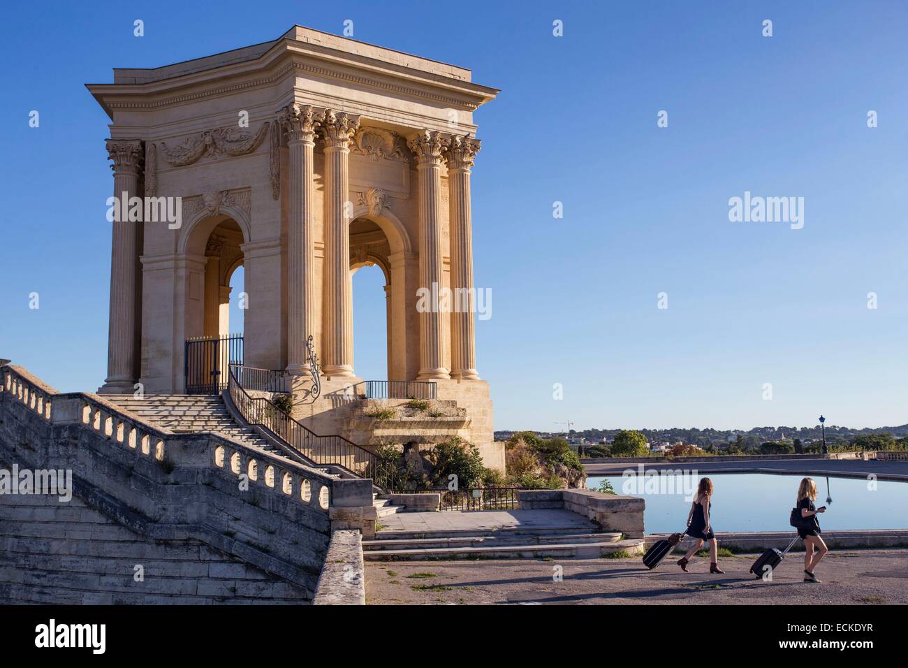 Francia, Herault, Montpellier, centro storico, Peyrou square , water tower Foto Stock