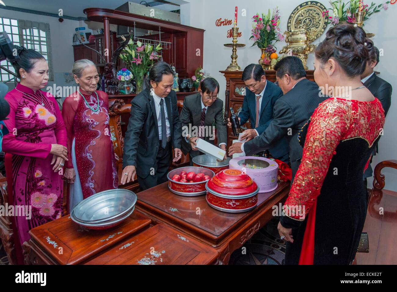 Il Vietnam, Ho Chi Minh City, nozze di Minh Thang e Diem Huong Foto Stock
