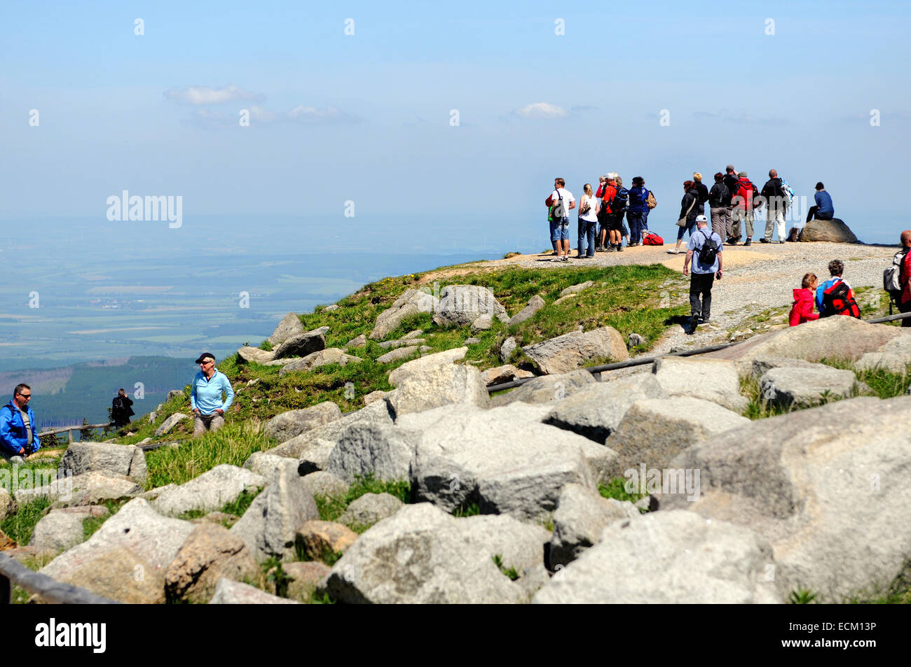 Le persone che visitano Brocken Mountain al Parco Nazionale di Harz (Germania) Foto Stock