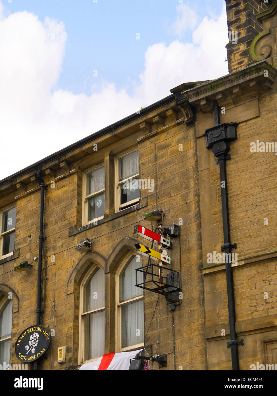 La Stazione Ferroviaria di Yorkshire cittadina termale di Ilkley Foto Stock