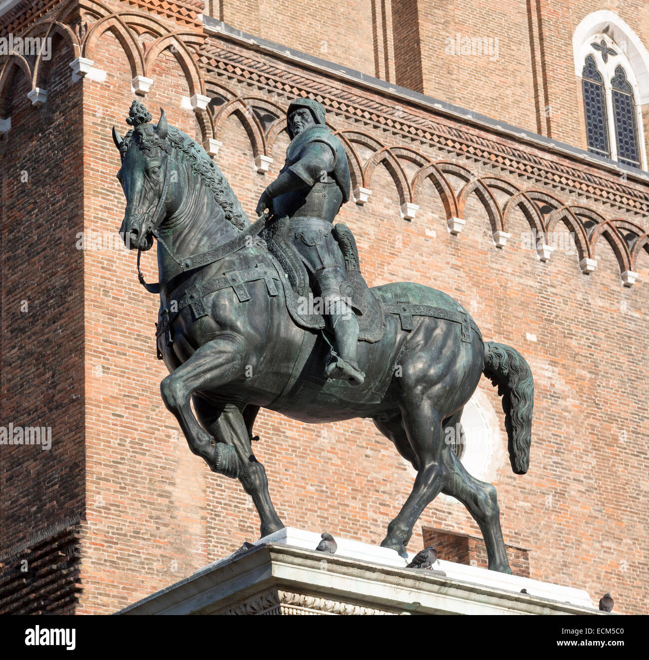 Statua di Bartolomeo Colleoni del Verrocchio, espressi da Leopardi, Campo Santi Giovanni e Paolo, Venezia, Italia Foto Stock