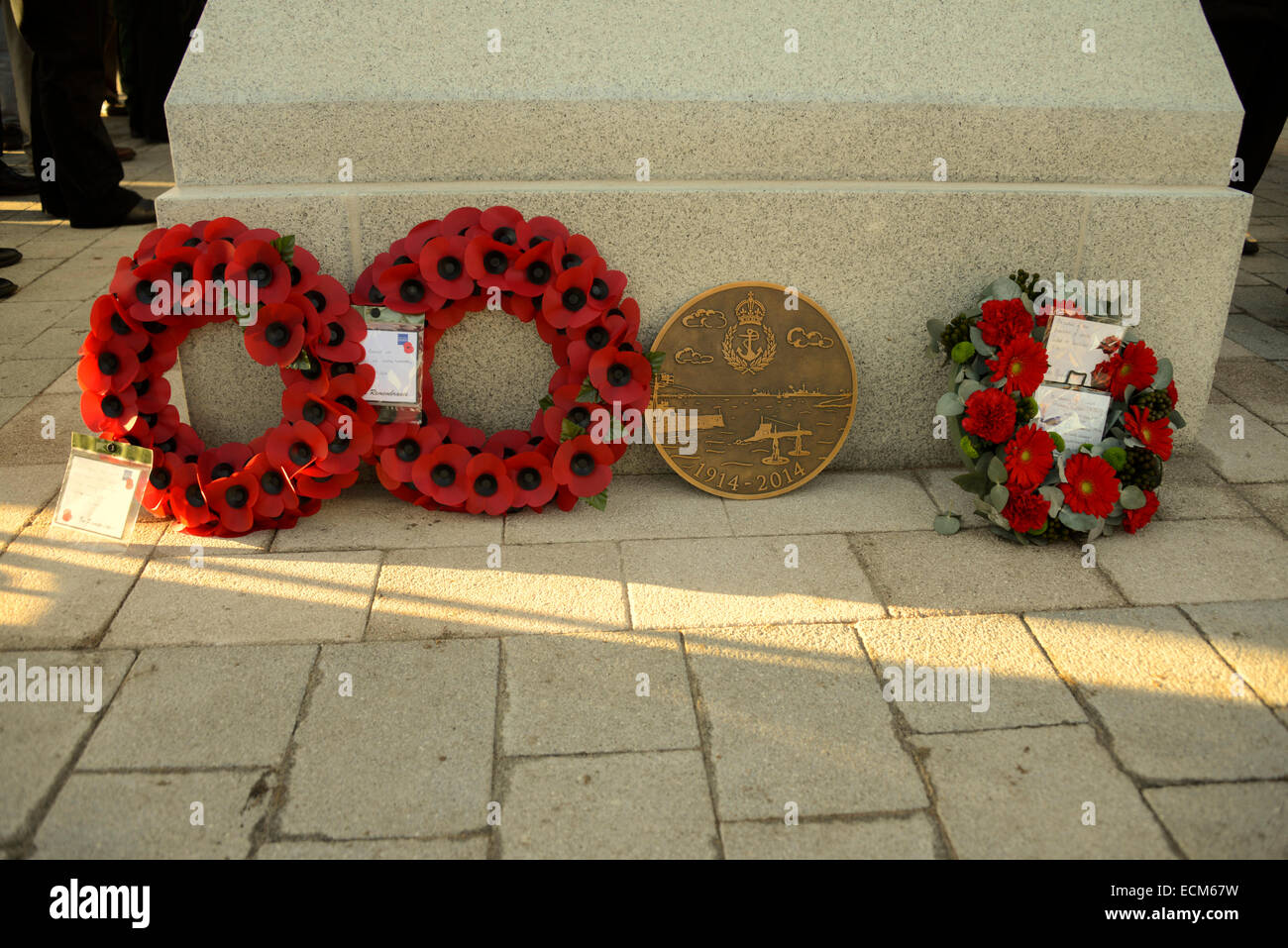 Hartlepool, Regno Unito. 16 dicembre, 2014. Weaths prevista in commemorazione dell esercito, marina e le famiglie di coloro che sono morti Foto Stock