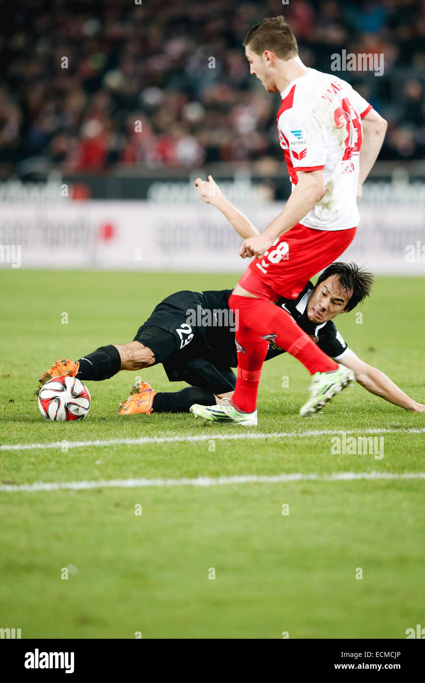 Colonia, Germania. Xvi Dec, 2014. Shinji Okazaki (Magonza) Calcio/Calcetto : Shinji Okazaki di Magonza durante la Bundesliga tedesca match tra 1. FC Koln e 1. FSV Mainz 05 al RheinEnergieStadion a Colonia, in Germania . © AFLO/Alamy Live News Foto Stock