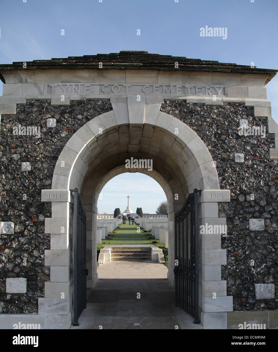 Tyne Cot Cimitero e memoriale per il mancante.ultimo luogo di riposo di 12000 veterano del Commonwealth,oltre 8300 non identificati. Foto Stock