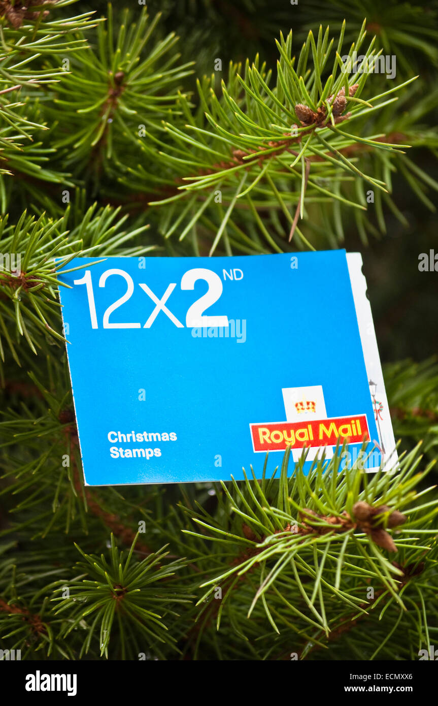 I francobolli natalizi opuscolo. ( 12 x 2a classe consegna - Royal Mail.) REGNO UNITO. Foto Stock