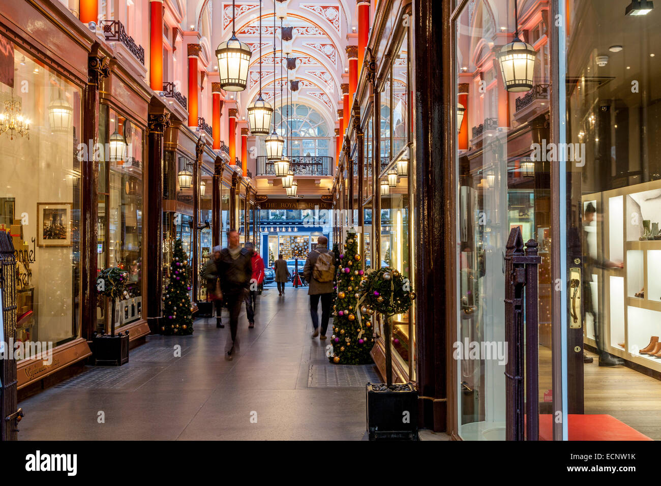 L'interno del Royal Arcade off Old Bond Street a Londra, Inghilterra Foto Stock