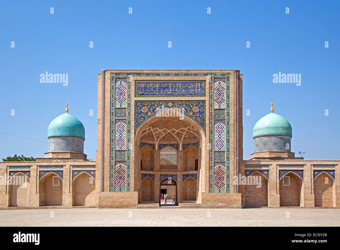 Il governo Barak Khan Madrasah al Khast Imam complesso in Tashkent, Uzbekistan Foto Stock