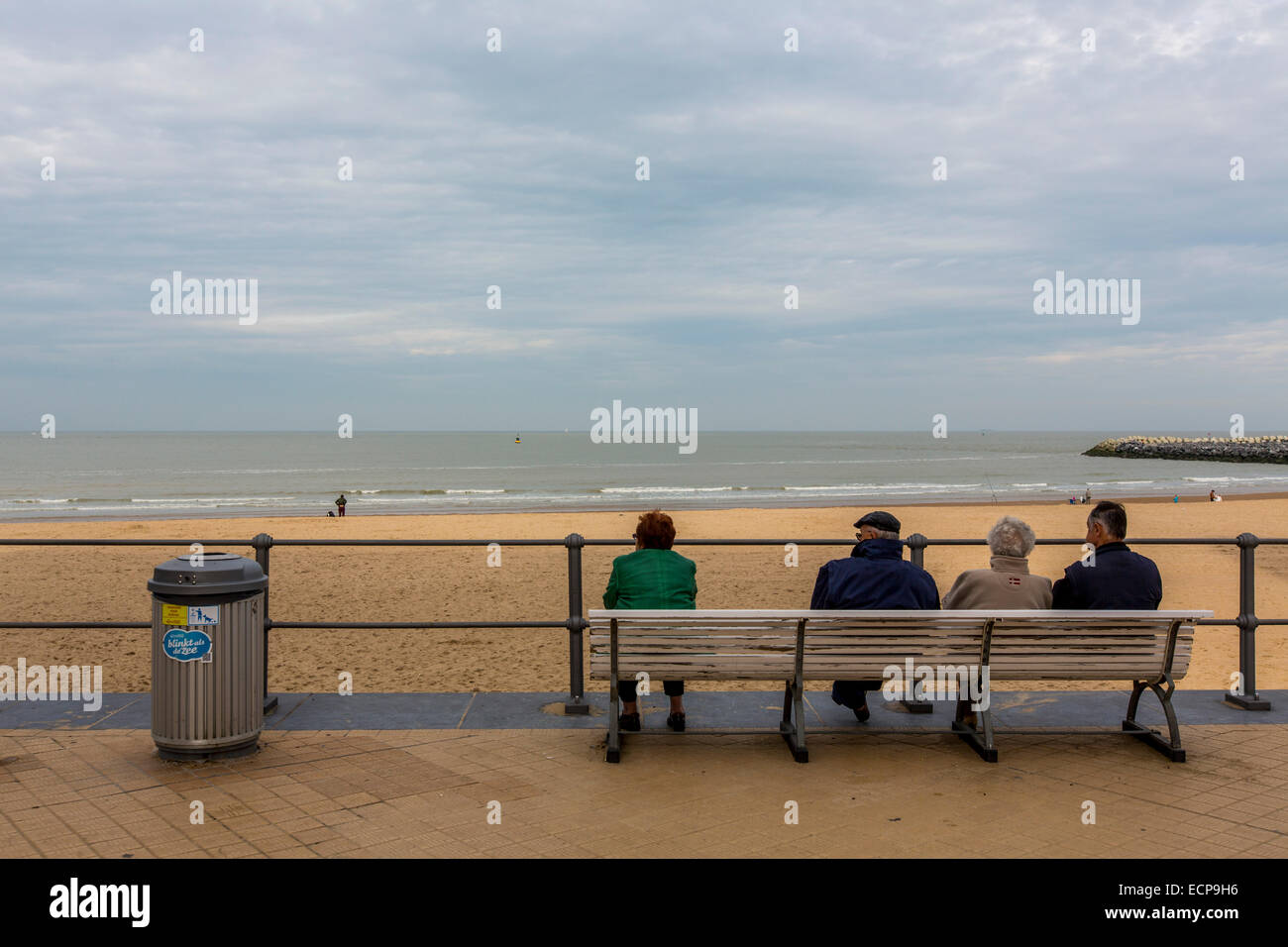 Sea-side-promenade, costa belga, Nieuwpoort, in caduta, Foto Stock