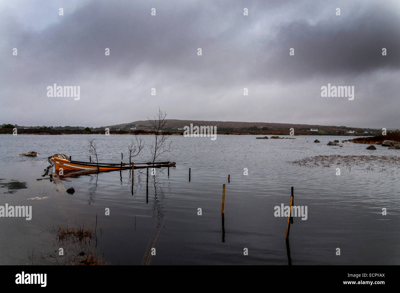 Il lago di Meela, Dungloe, County Donegal, Irlanda. Xviii Dicembre ... Il lago di Meela, Dungloe, County Donegal, Irlanda. Xviii Dicembre ...