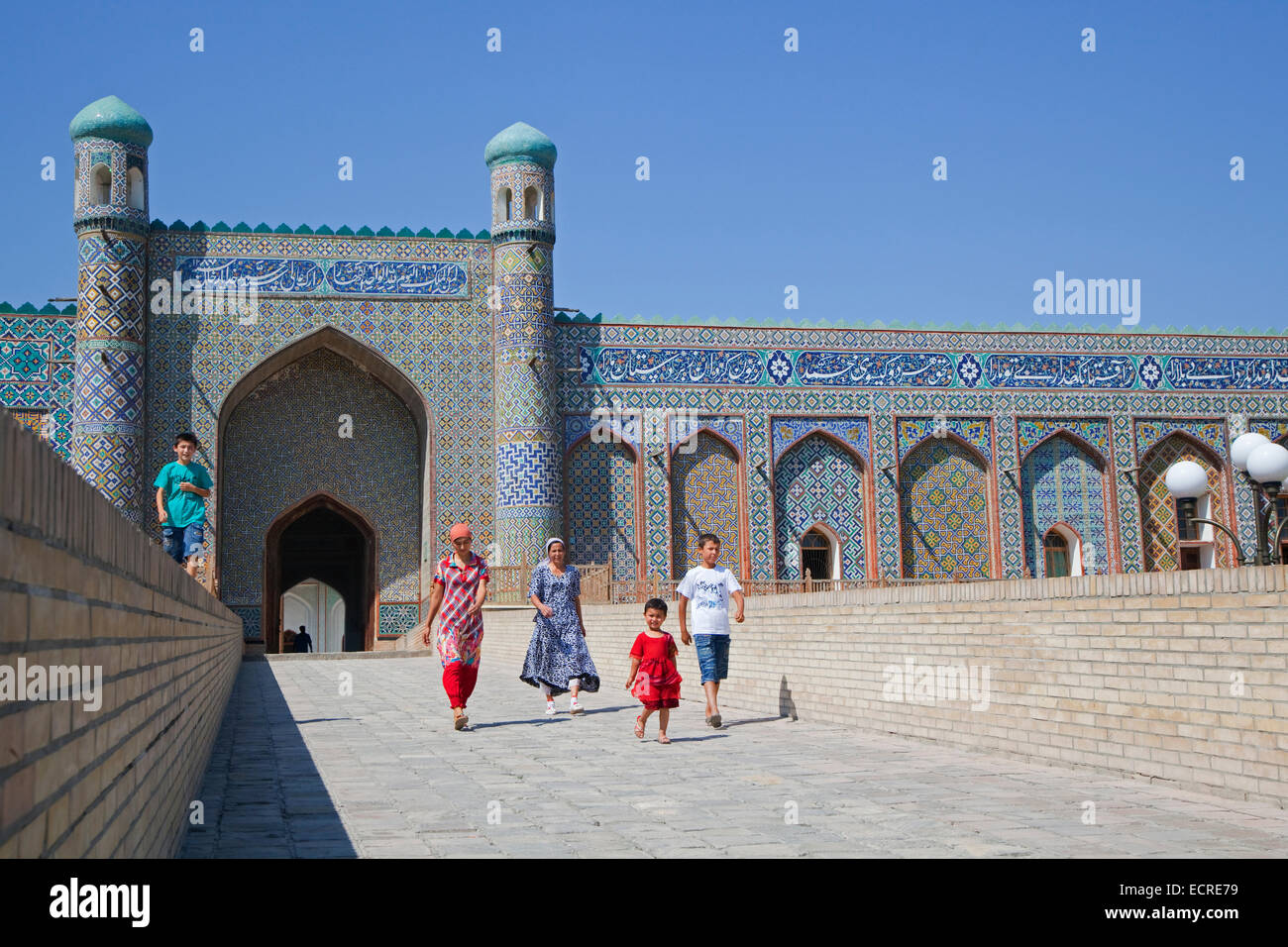 Ingresso al Palazzo di Khudoyar Khan / Khudayar Khan's Palace / Khudoyarkhan's Palace, Kokand, Fergana Provincia, Uzbekistan Foto Stock