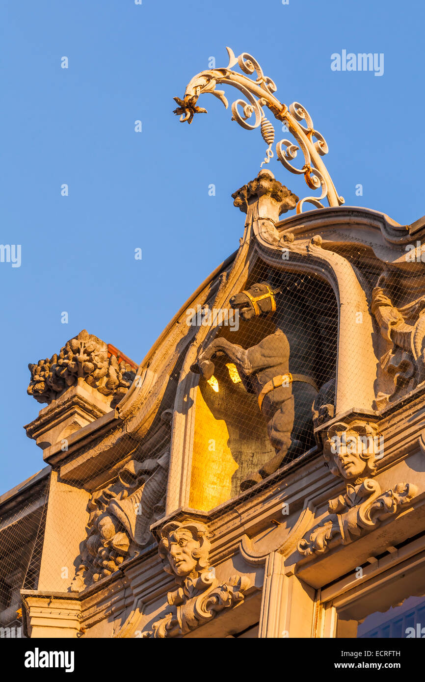 Facciata ornata, cavallo, HOUSE presso il Market Street, in stile guglielmino, Wiesbaden, Hesse, Germania Foto Stock