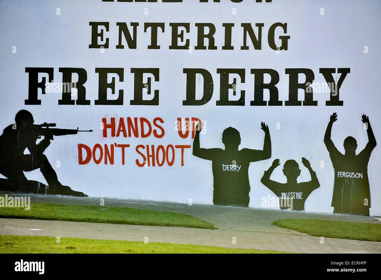 Graffiti su Free Derry Wall, Londonderry, Irlanda del Nord. Foto © George Sweeney/Alamy Foto Stock