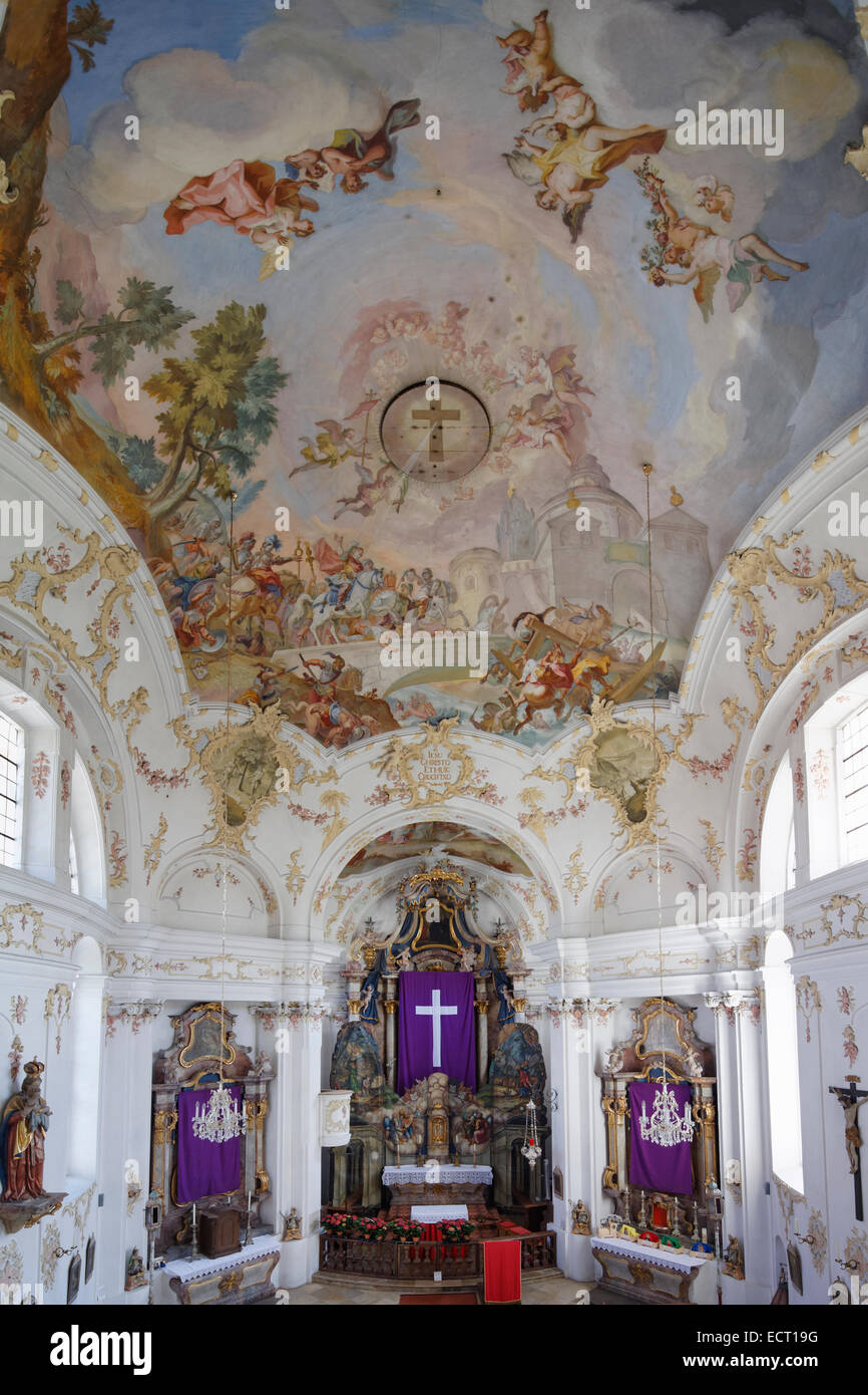 Germania Baviera Berbling interno di Heilig-Kreuz-Kirche con buona decorazione venerdì Foto Stock