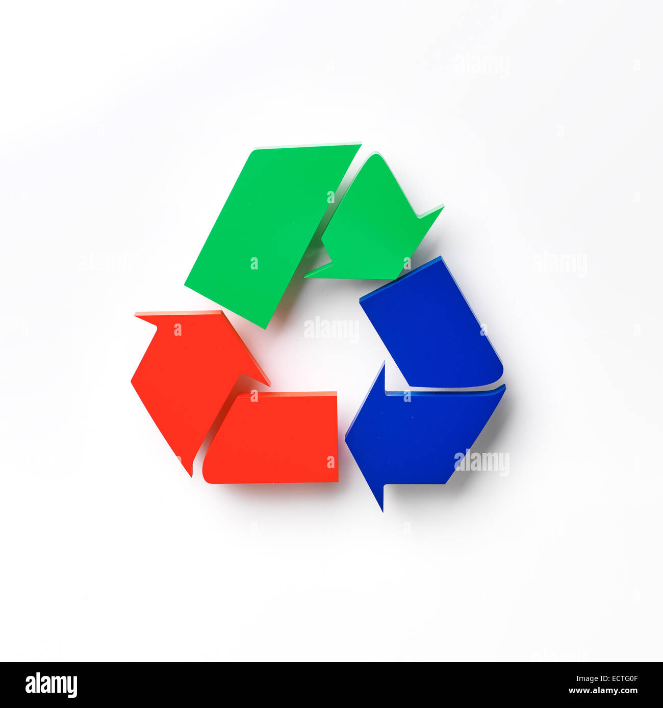 Concetto, riciclaggio, tre di un genere di colore rosso, verde, blu, segnaletica Foto Stock