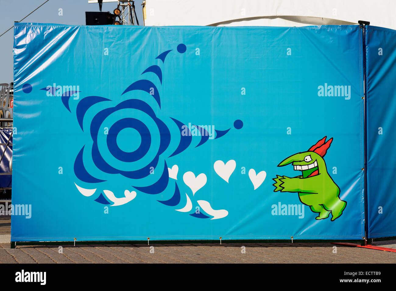 Solo per la ride Festival banner nel centro cittadino di Montreal, provincia del Québec in Canada. Foto Stock