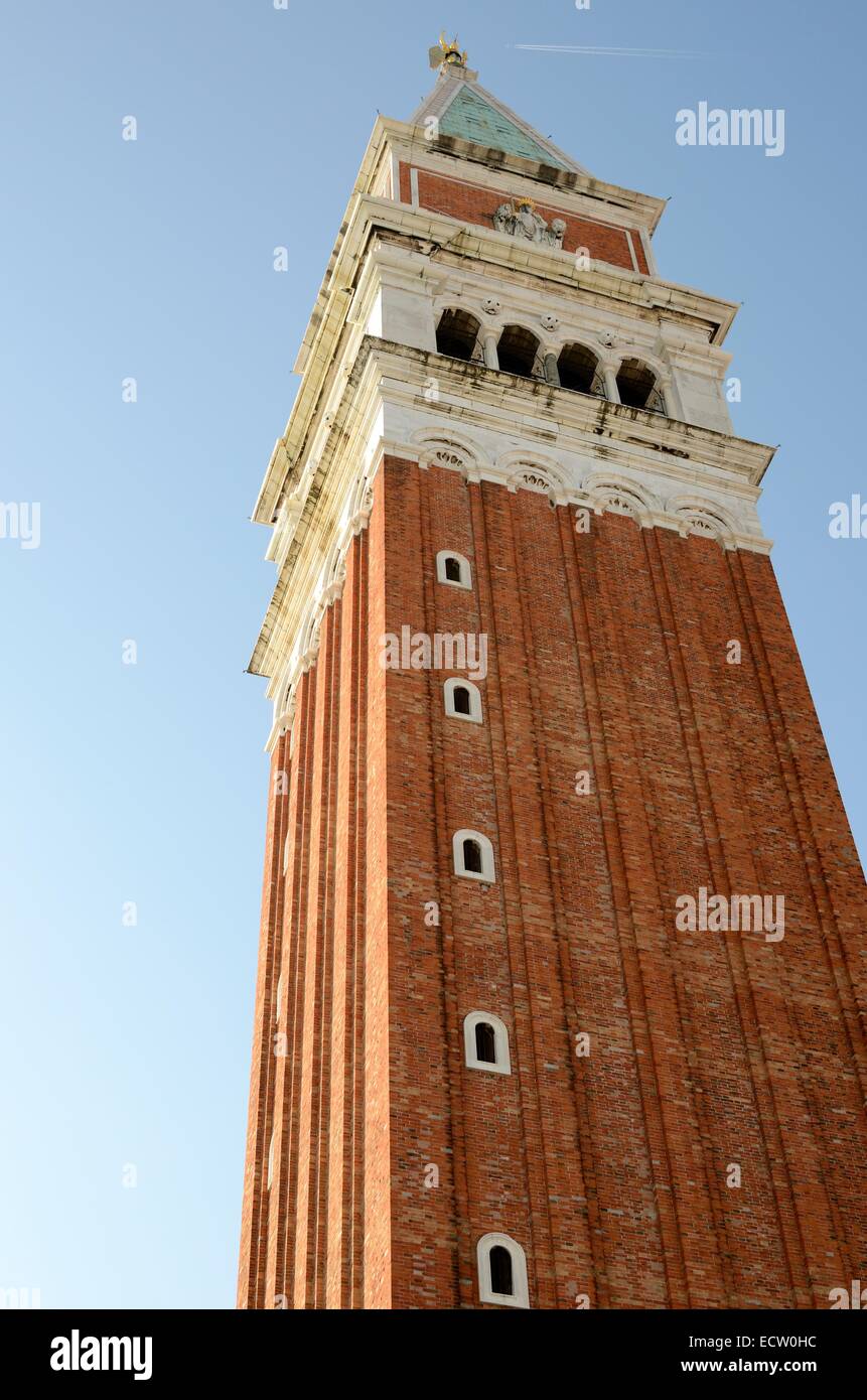 St Mark's Campanile torre campanaria Venezia Italia Foto Stock