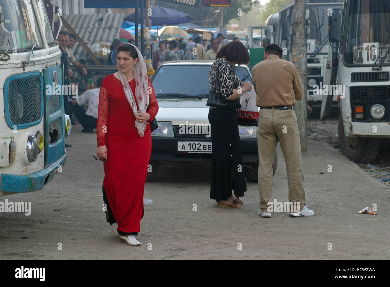 Street nel centro di Grozny, Cecenia, Russia, nelle fasi iniziali del suo restauro dopo due prove distruttive e sanguinose guerre Foto Stock