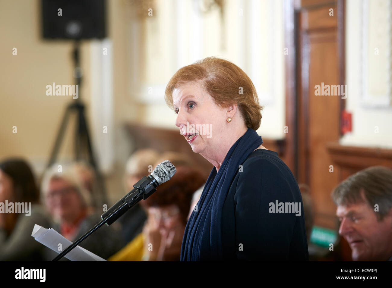 Selina Hastings al oldie pranzo letterario 16-12-14 Foto Stock