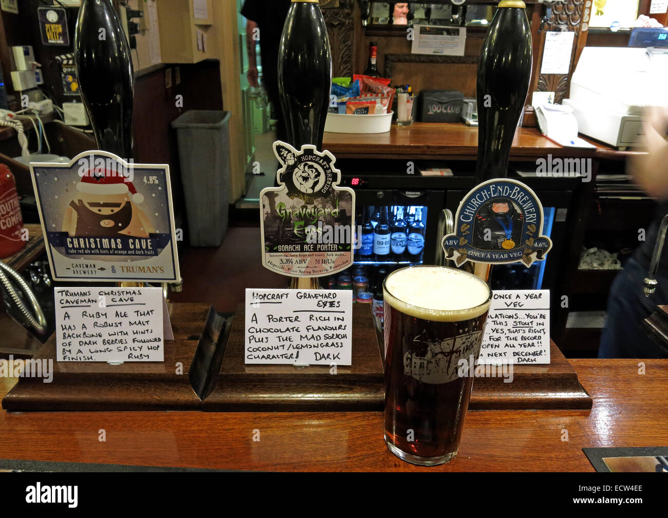 Un bar di CAMRA real ale,craven arms,Birmingham Foto Stock