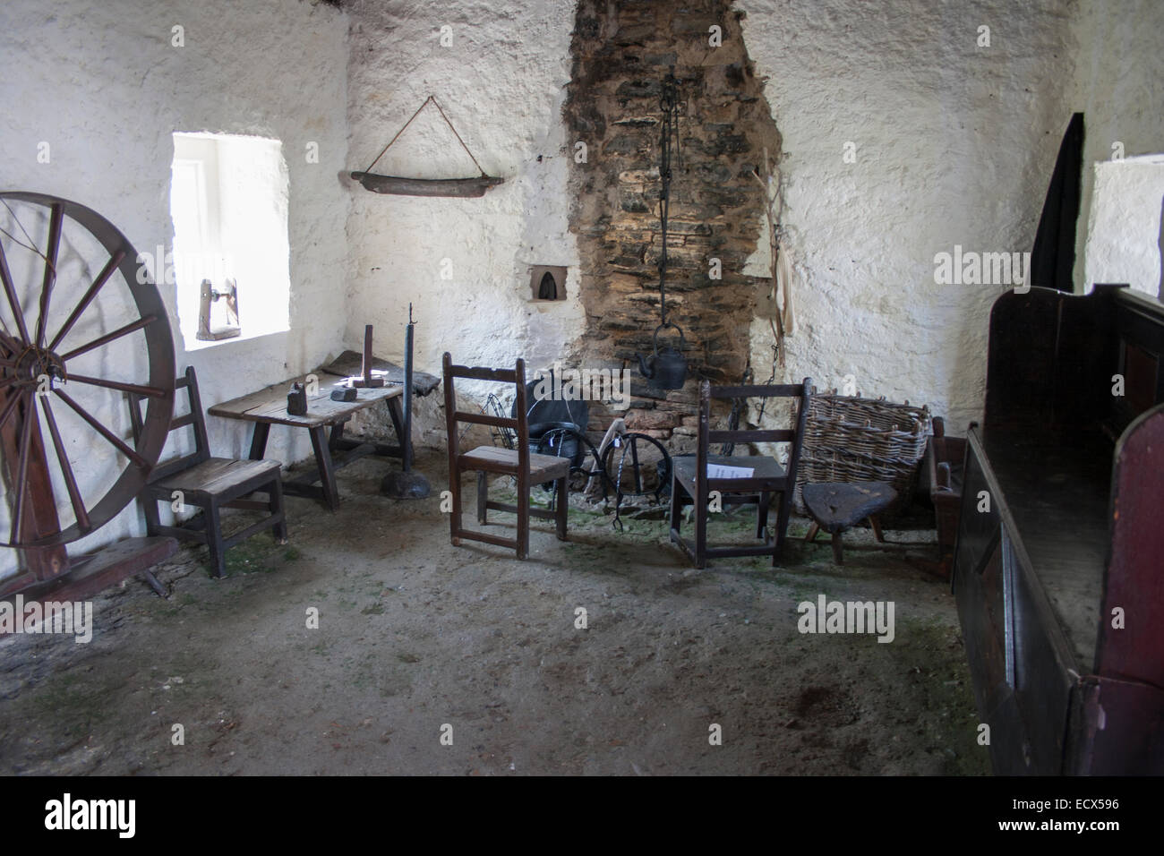 Glencolmbcille Heritage Centre in Co. Donegal, una tipica casa dal 1750's Foto Stock
