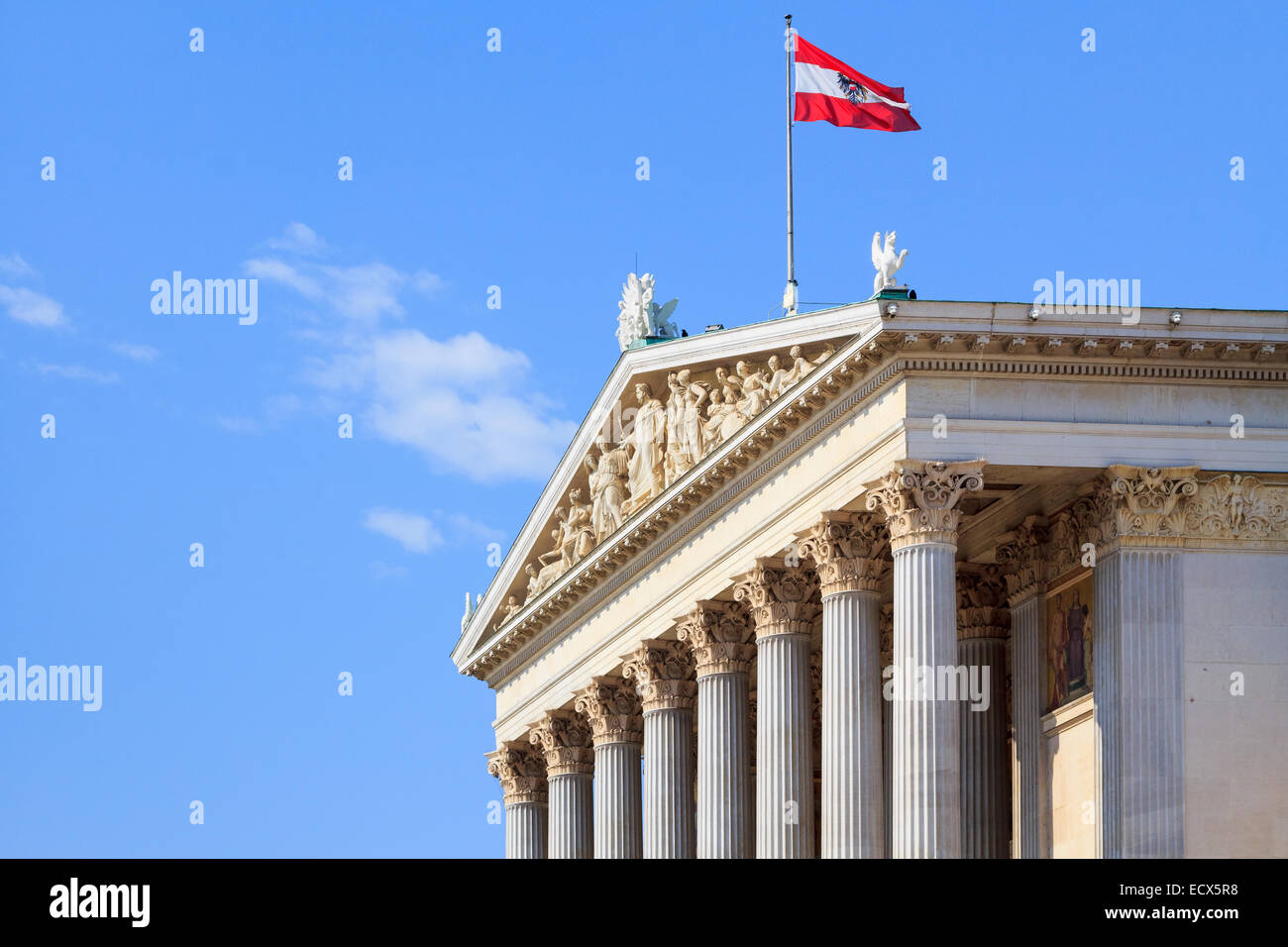 Profilo della facciata del parlamento austriaco edificio in Vienna Foto Stock