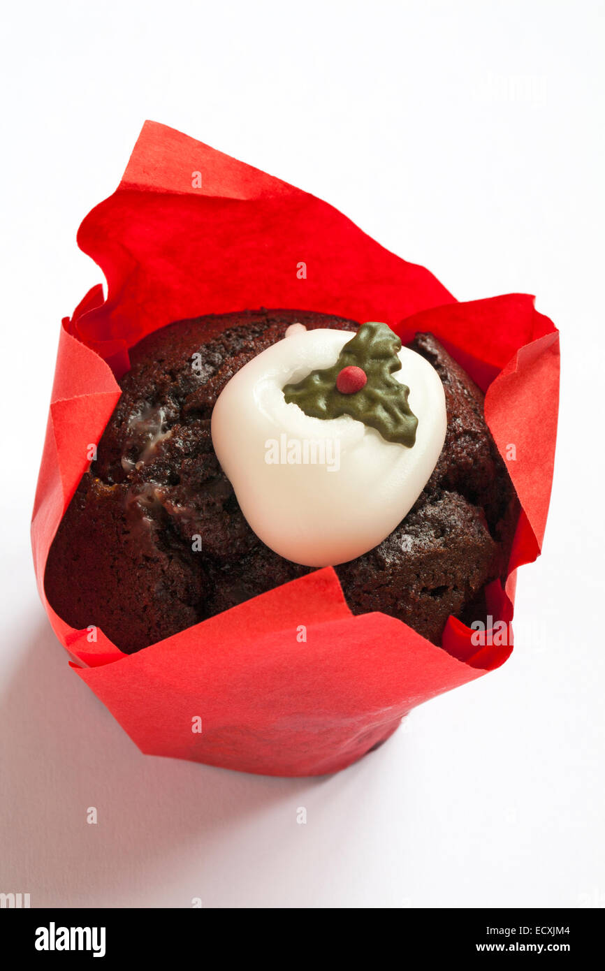 Tesco Merry Christmas pudding natalizio Muffin isolati su sfondo bianco Foto Stock