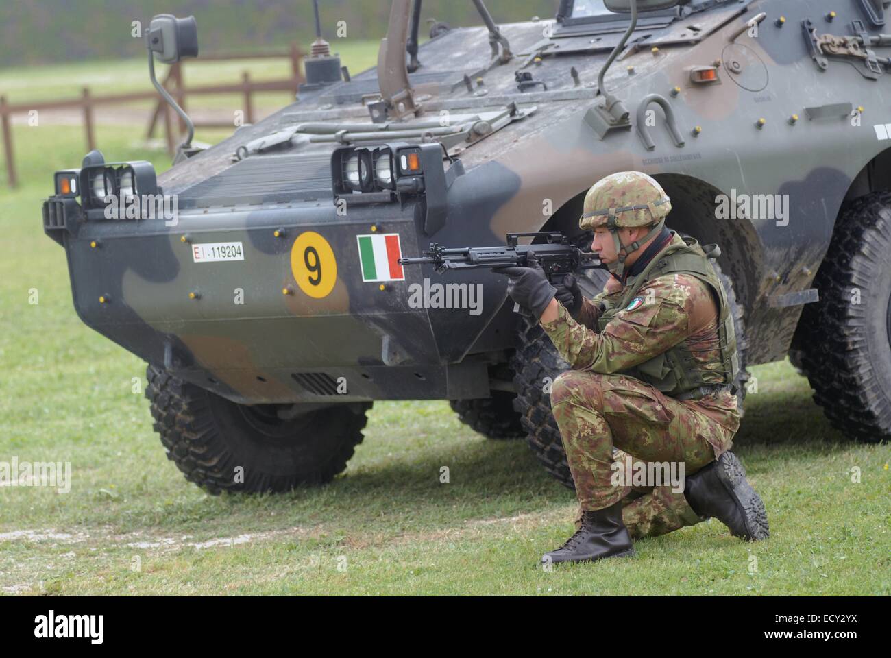 L'esercito italiano, Puma luce auto blindata Foto Stock