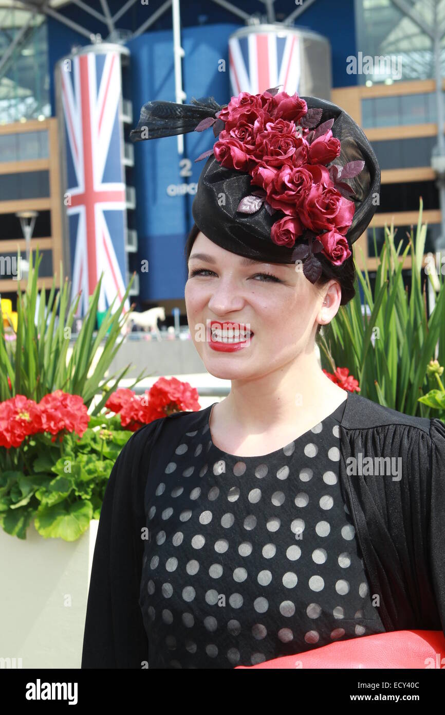 2014 Royal Ascot - Atmosfera e avvistamenti di celebrità - Giorno 3 -  Signori giorno/Gold Cup giorno dotate di: atmosfera dove: Ascot, Regno  Unito quando: 19 Jun 2014 Foto stock - Alamy