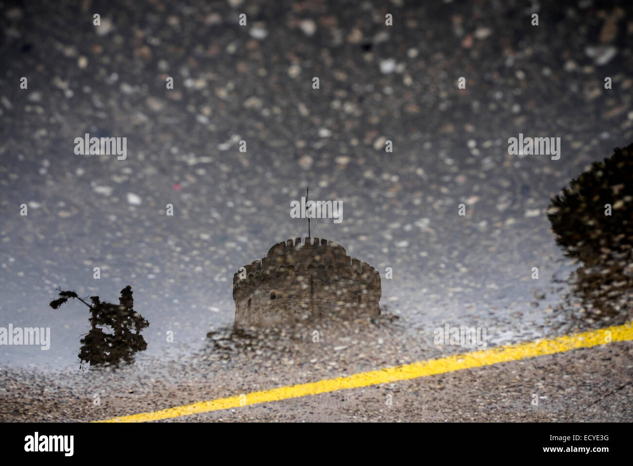 Giorno di pioggia a Salonicco, Grecia il 28 gennaio 2014. Foto Stock