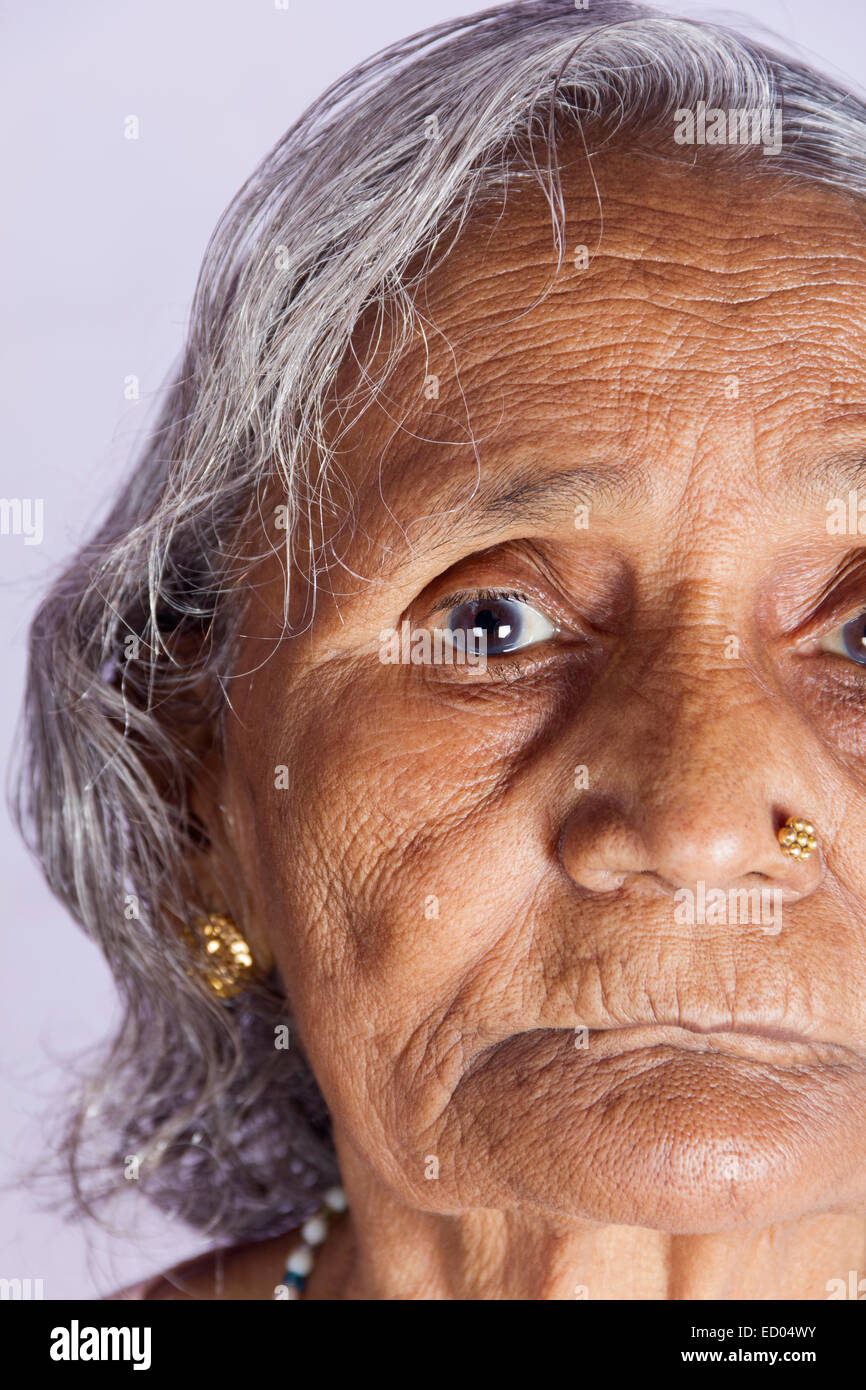 1 indian vecchia donna Senior Foto Stock