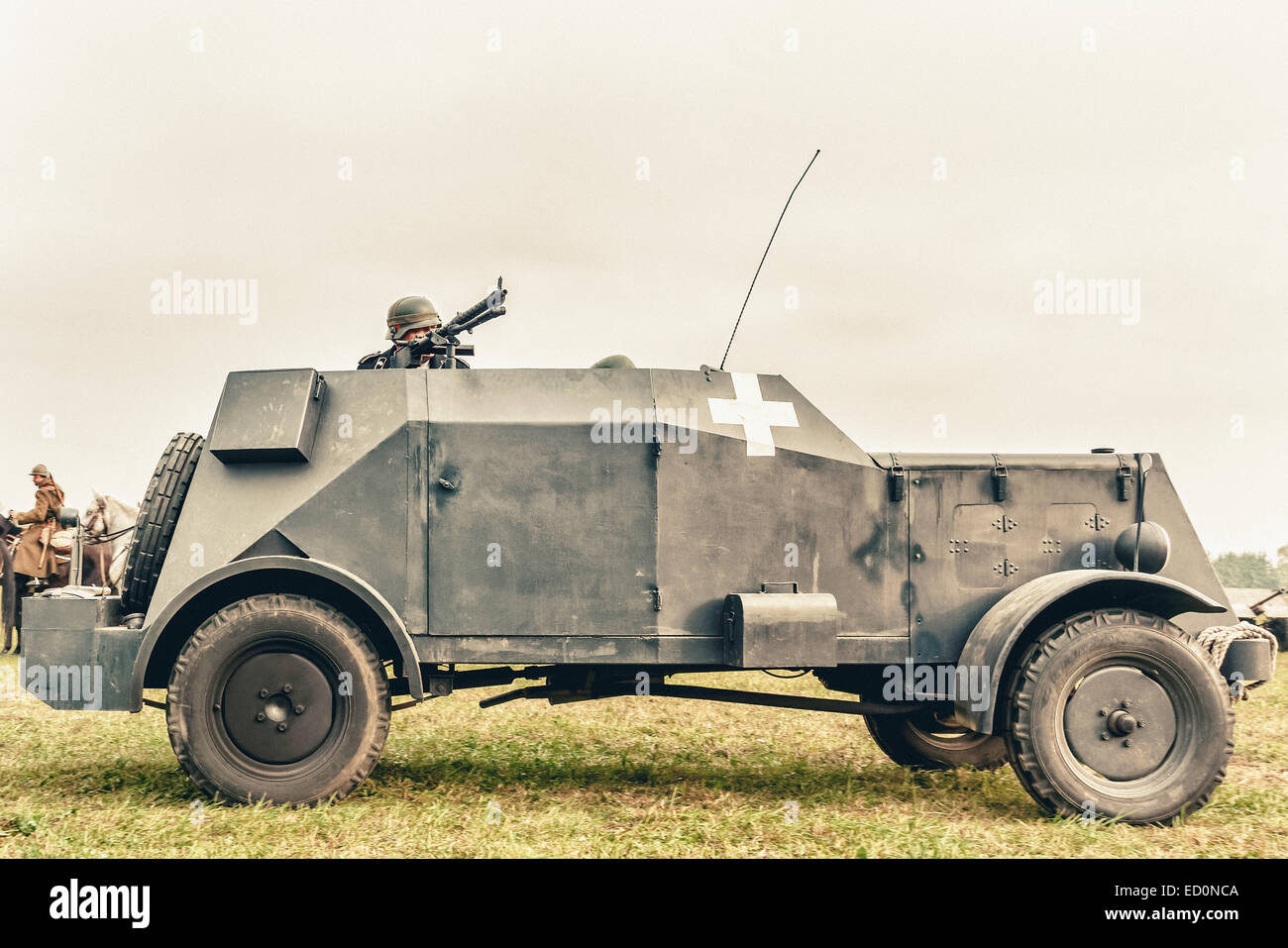 Il tedesco Adler (MgKw, Kfz. 13) veicoli blindati durante la Seconda Guerra Mondiale La Battaglia di Lomianki - rievocazione storica, Polonia Foto Stock