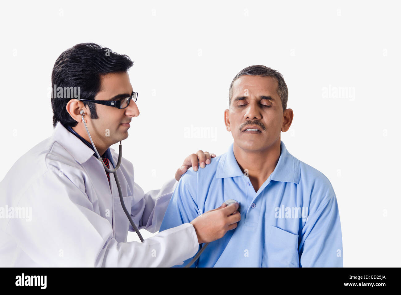 Indian medico il trattamento del paziente Foto Stock