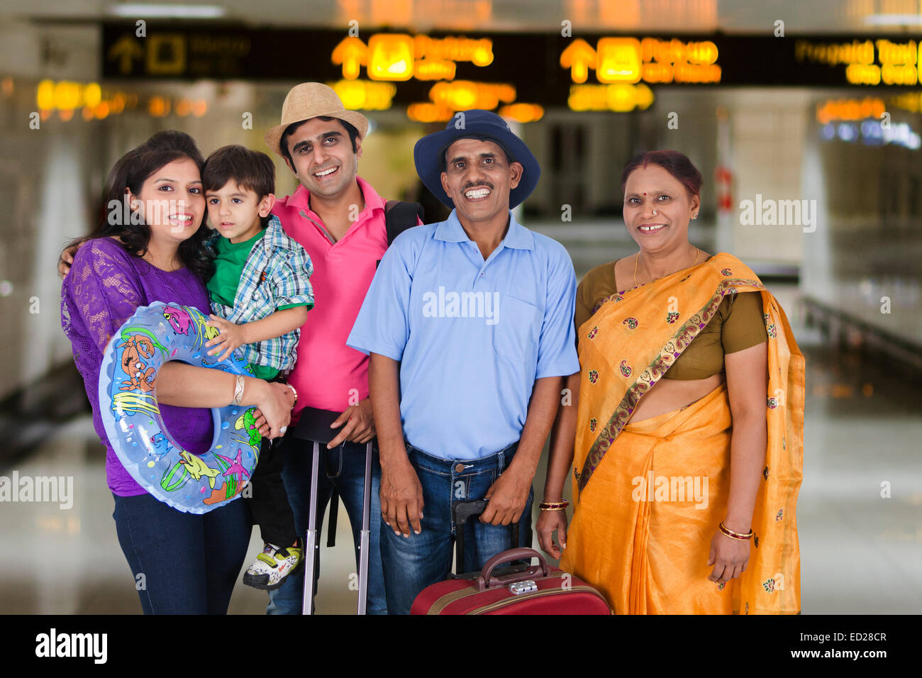 Giunto indiano, gruppo familiare viaggio felice Foto Stock