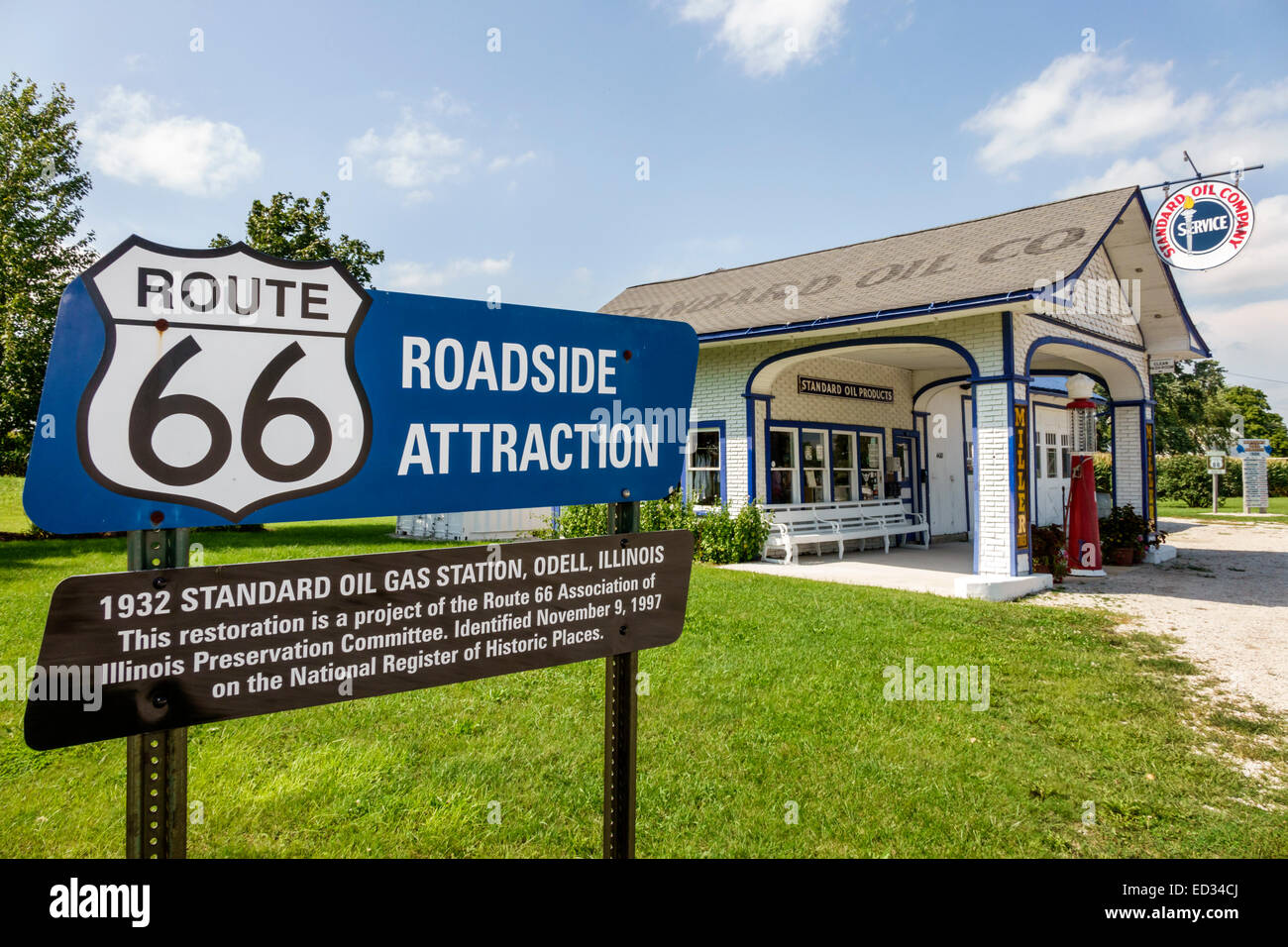 Illinois Odell, autostrada storica Route 66,1932 Standard Oil gas Station, benzina, segnaletica, strada, informazioni, IL140905053 Foto Stock