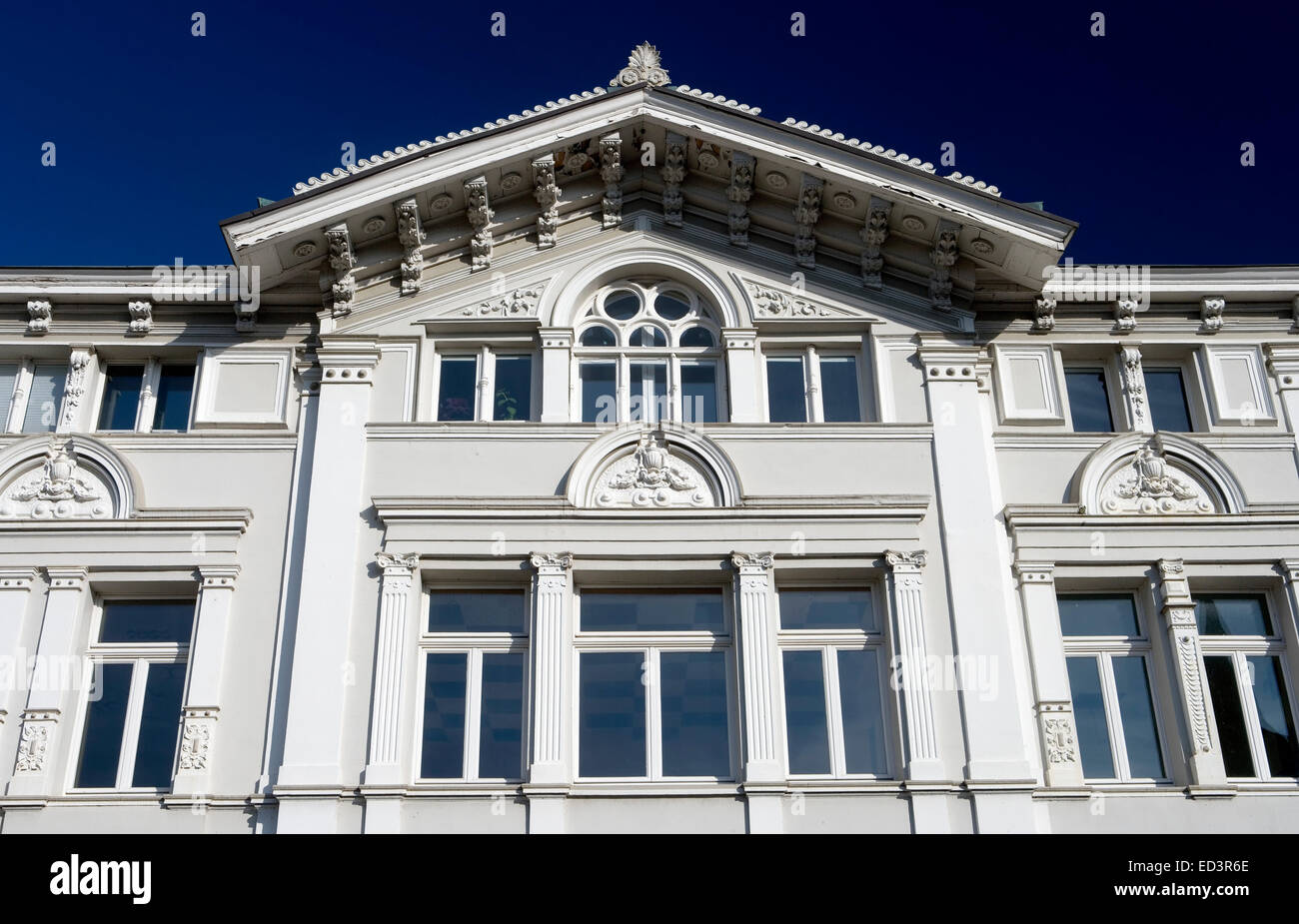 La facciata della casa in stile neo-classico, quarto Arnsberg, Renania settentrionale-Vestfalia, Germania, Europa Klassizistisches Viertel, Arnsberg Foto Stock