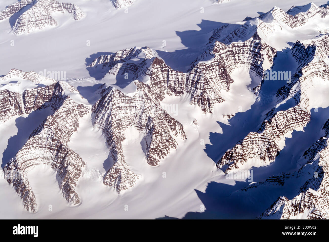 Vista aerea della Groenlandia la gamma di Watkins Montagne e Ghiacciai Foto Stock