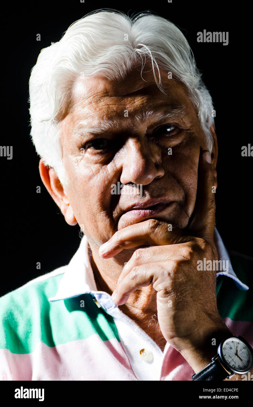 1 indian vecchio uomo lo stress Foto Stock