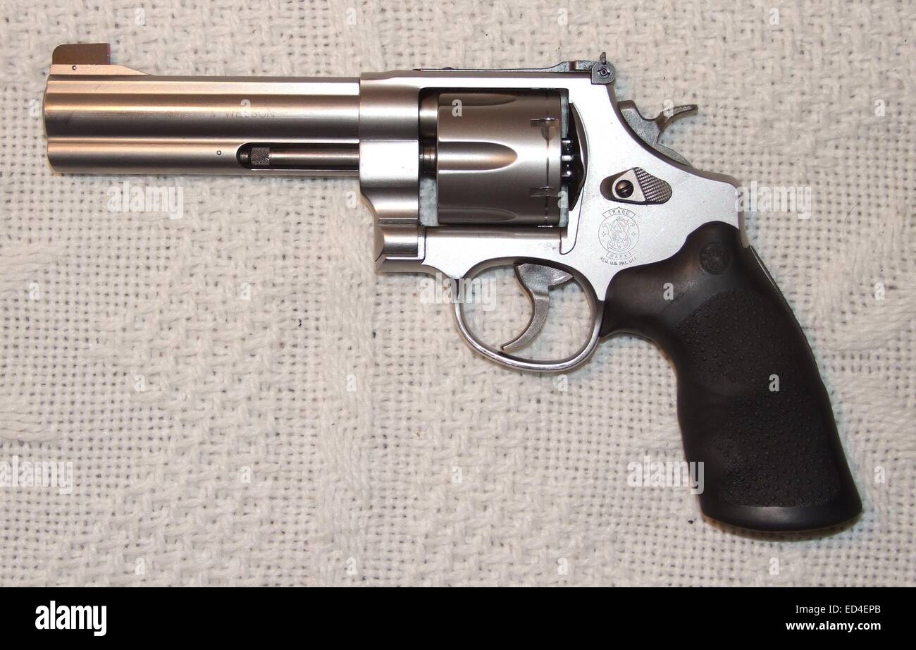 Revolver Smith & Wesson 625 calibro 45 ACP Foto Stock