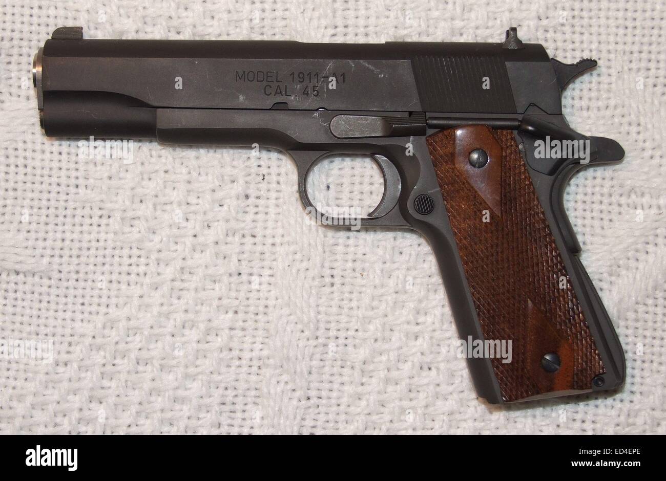 Springfield 1911-A1 (Mil Spec) calibro 45 ACP, un clone di Colt 1911A1 Foto Stock