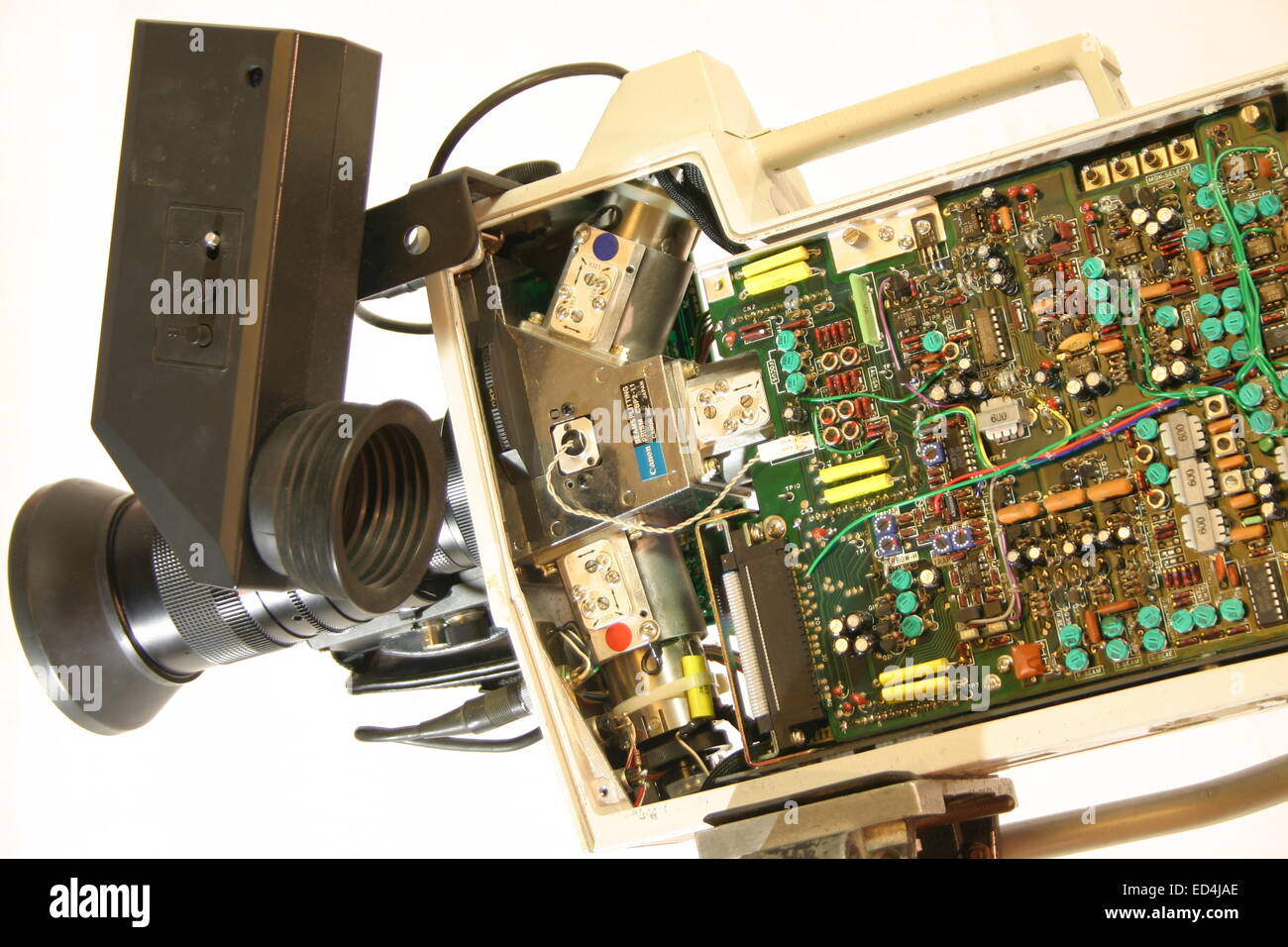 Electronics & forcelle della telecamera all'interno di uno dei primi anni ottanta telecamera Foto Stock